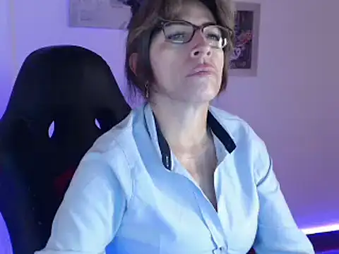 Chayla Ruiz online show from 23, 1, 2025