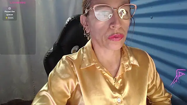 Chayla Ruiz online show from 13, 5, 2026