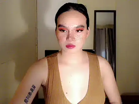 Snapshot of afilipinainLA chatting on 10, 2, 2025 afilipinainLA online show from 10, 2, 2025