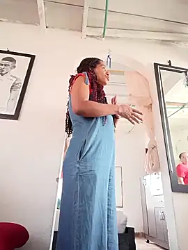 Snapshot of Bigassmommy_x chatting on 2, 2, 2026 Bigassmommy x online show from 2, 2, 2026