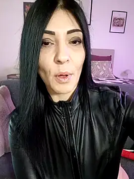 Snapshot of AryaSummersReal chatting on 2, 3, 2025 AryaSummersReal online show from 2, 3, 2025