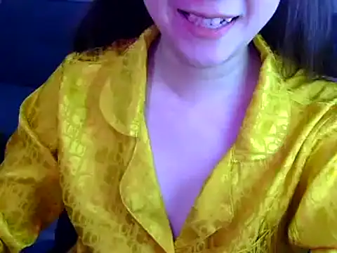 Bee 2k online show from 4, 4, 2026