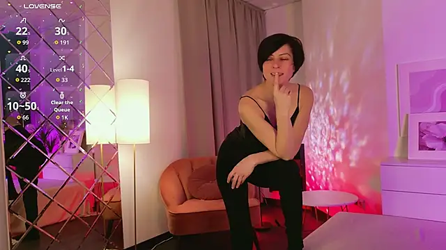 LorenDaze online show from 4, 2, 2026