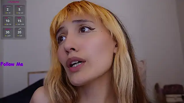 lola vlad online show from 4, 4, 2026