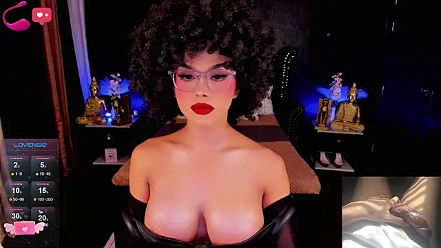 Snapshot of MsHannaSaint chatting on 23, 11, 2025 MsHannaSaint online show from 23, 11, 2025