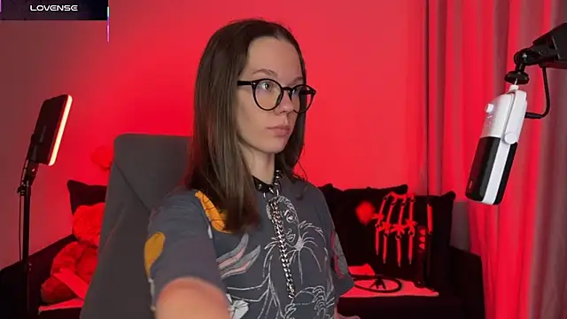 DivineBite online show from 21, 10, 2025