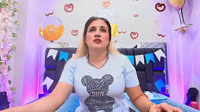  carolina fox online show from 23, 9, 2025