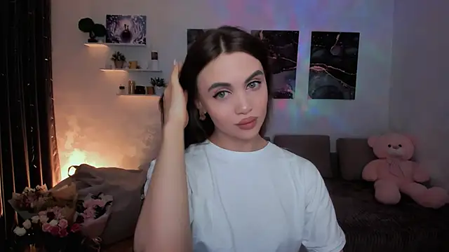 Snapshot of aPieceOfJoy chatting on 17, 12, 2025 aPieceOfJoy online show from 17, 12, 2025