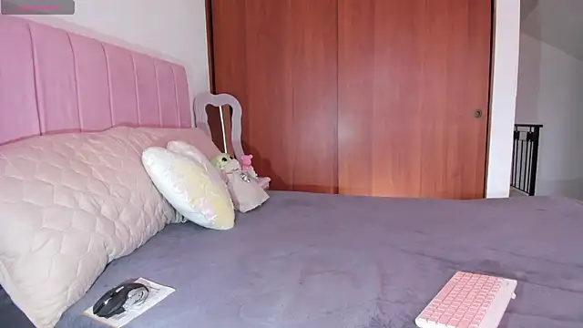 whitneyhot online show from 10, 11, 2025