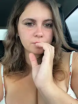 Snapshot of Samantha_official chatting on 2, 3, 2025 Samantha official online show from 2, 3, 2025