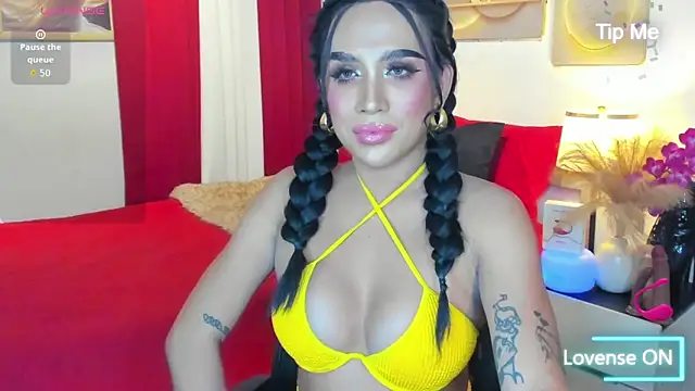 Snapshot of ClassyEllice chatting on 15, 6, 2026 ClassyEllice online show from 15, 6, 2026