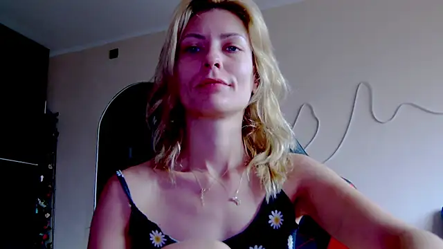 karo123421 online show from 12, 10, 2025