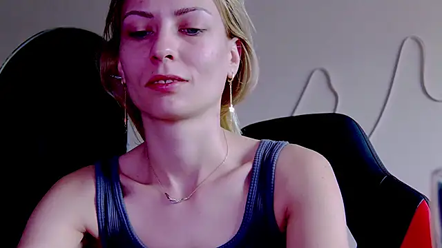 karo123421 online show from 14, 11, 2025