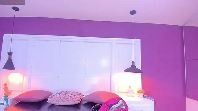 SilvanaCapelli online show from 16, 3, 2025