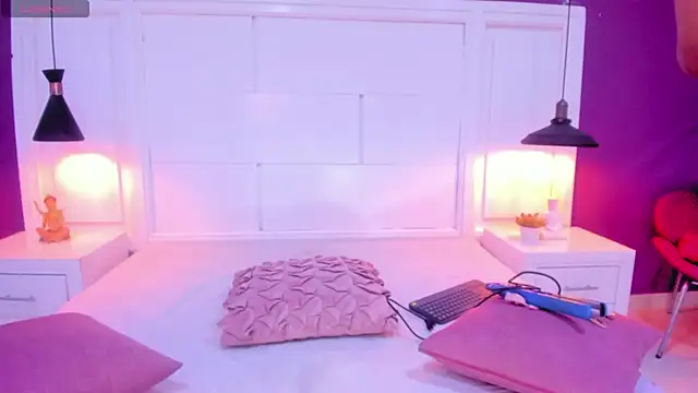 SilvanaCapelli online show from 21, 3, 2025