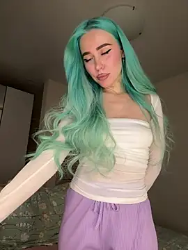 xDinnax online show from 10, 3, 2025