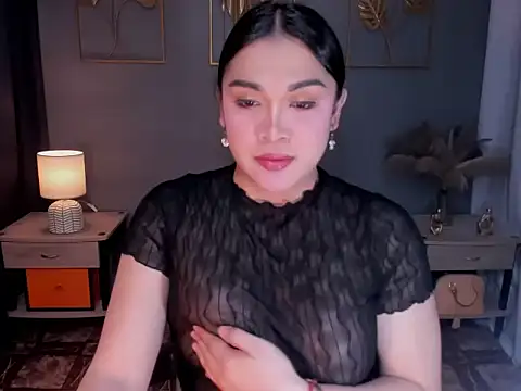 MaxeneCullens online show from 29, 10, 2025