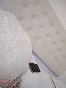 Leaberry online show from 18, 10, 2025