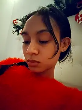 Snapshot of Leaberry chatting on 20, 12, 2025 Leaberry online show from 20, 12, 2025