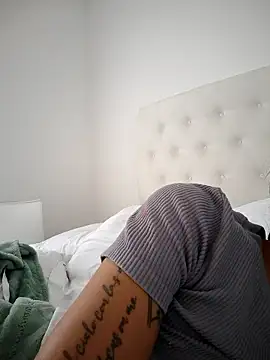 Snapshot of Leaberry chatting on 15, 1, 2026 Leaberry online show from 15, 1, 2026