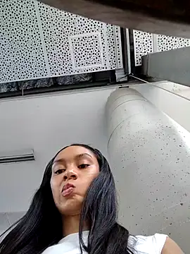 Snapshot of Leaberry chatting on 9, 2, 2026 Leaberry online show from 9, 2, 2026