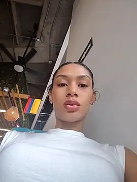 Snapshot of Leaberry chatting on 28, 2, 2026 Leaberry online show from 28, 2, 2026