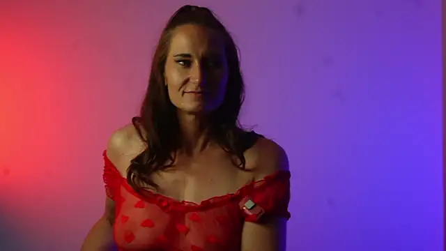 Snapshot of RhiCon chatting on 26, 10, 2025 RhiCon online show from 26, 10, 2025