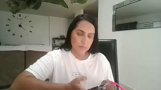 kendall 52 online show from 15, 9, 2025