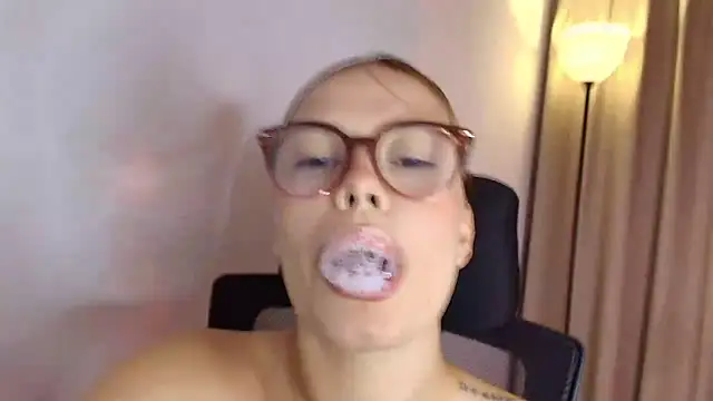 lisbet21x online show from 5, 3, 2026