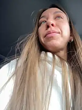 Snapshot of EvaCatt chatting on 18, 3, 2025 EvaCatt online show from 18, 3, 2025