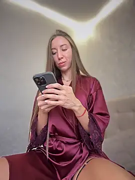 EvaCatt online show from 15, 2, 2026