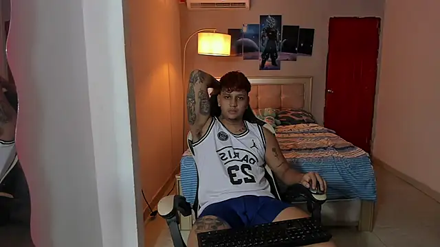 Snapshot of Jake_simons chatting on 7, 12, 2024 Jake simons online show from 7, 12, 2024