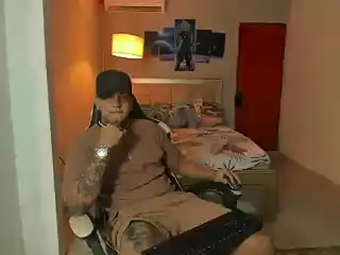 Snapshot of Jake_simons chatting on 23, 12, 2024 Jake simons online show from 23, 12, 2024