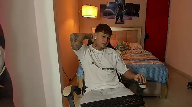 Snapshot of Jake_simons chatting on 31, 12, 2024 Jake simons online show from 31, 12, 2024