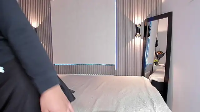 Zafiiraa online show from 15, 12, 2025