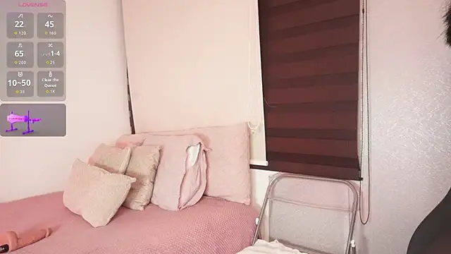 Alexxandra 12 online show from 14, 2, 2026