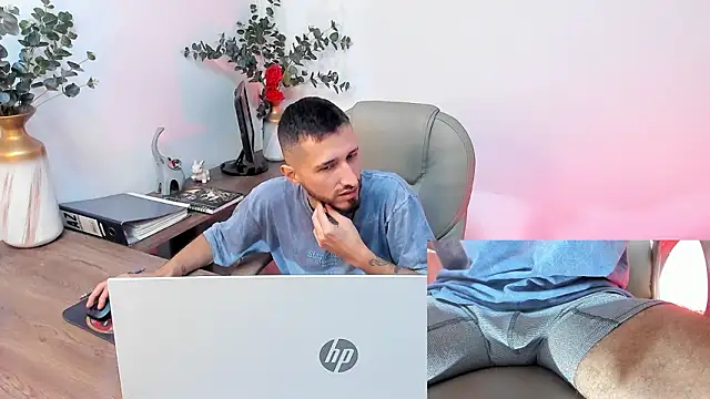 Snapshot of sam_bisex chatting on 25, 2, 2026 sam bisex online show from 25, 2, 2026