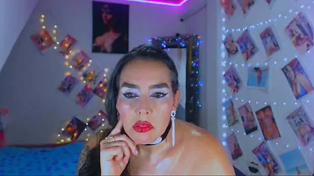 Snapshot of sweet_vanessa_22 chatting on 8, 3, 2025 sweet vanessa 22 online show from 8, 3, 2025