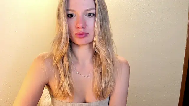 Annloveyou online show from 15, 12, 2024