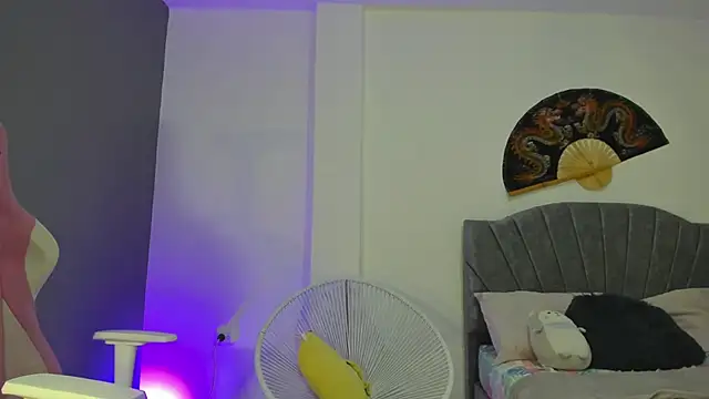 Snapshot of khaliope chatting on 8, 1, 2026 khaliope online show from 8, 1, 2026