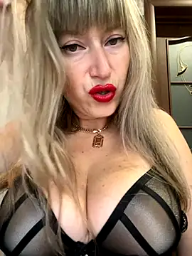 Kittenforyou online show from 6, 11, 2025