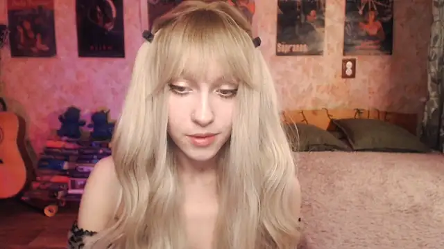 Friendly Ellie online show from 18, 3, 2025