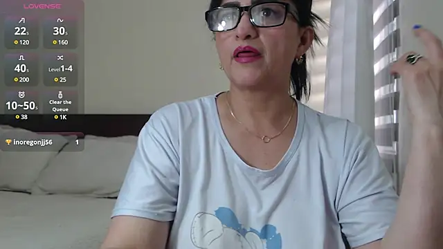 ISABEEL SOFIA01 online show from 28, 1, 2025