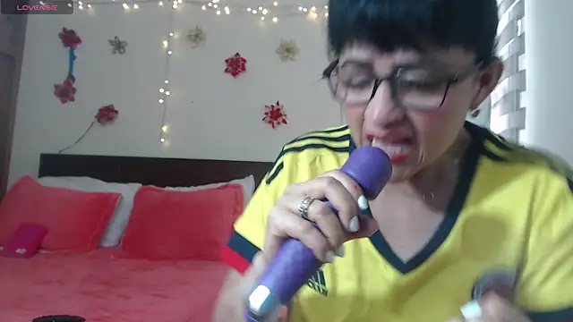 ISABEEL SOFIA01 online show from 20, 3, 2025