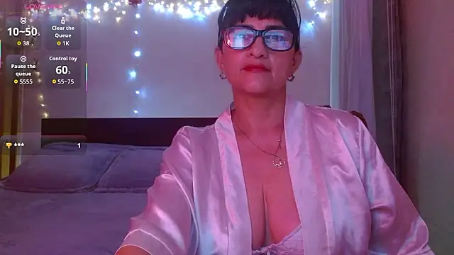 Snapshot of ISABEEL_SOFIA01 chatting on 8, 2, 2026 ISABEEL SOFIA01 online show from 8, 2, 2026