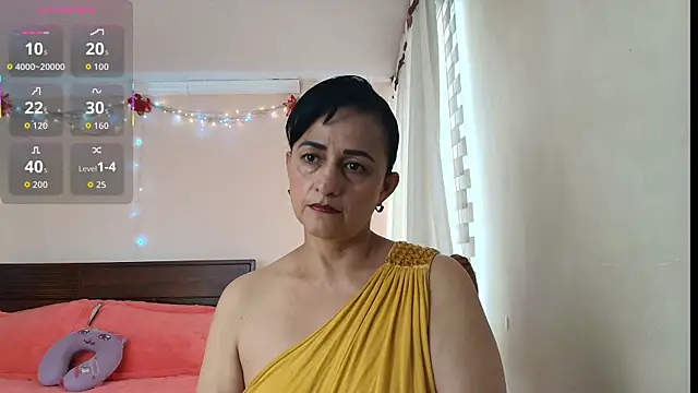 ISABEEL SOFIA01 online show from 4, 4, 2026