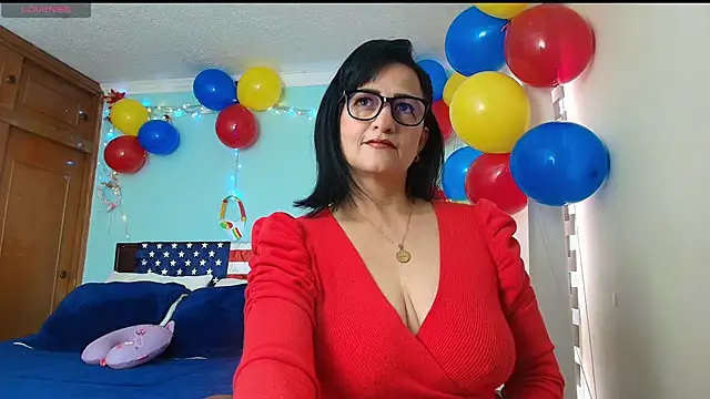 Snapshot of ISABEEL_SOFIA01 chatting on 19, 6, 2026 ISABEEL SOFIA01 online show from 19, 6, 2026