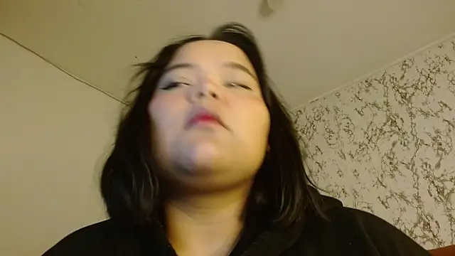 sexychubby    online show from 15, 12, 2025