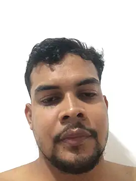 Snapshot of ElsecretodeBruno chatting on 21, 2, 2025 ElsecretodeBruno online show from 21, 2, 2025