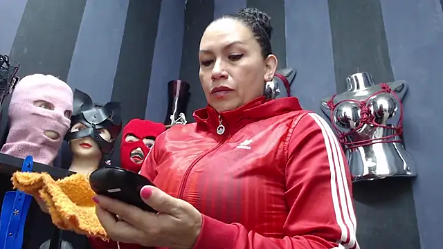 Snapshot of ADELHEY_RAN chatting on 18, 12, 2024 ADELHEY RAN online show from 18, 12, 2024